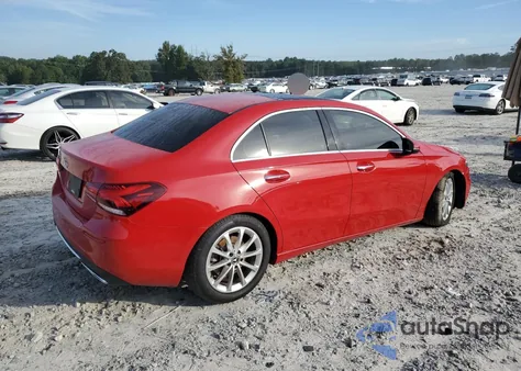 2019 Mercedes-Benz A 220 из США, поврежденный, VIN WDD3G4EB4KW024396